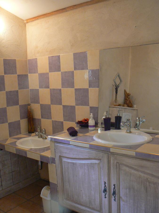 Chambres D'Hotes De La Verrerie Lioux Buitenkant foto