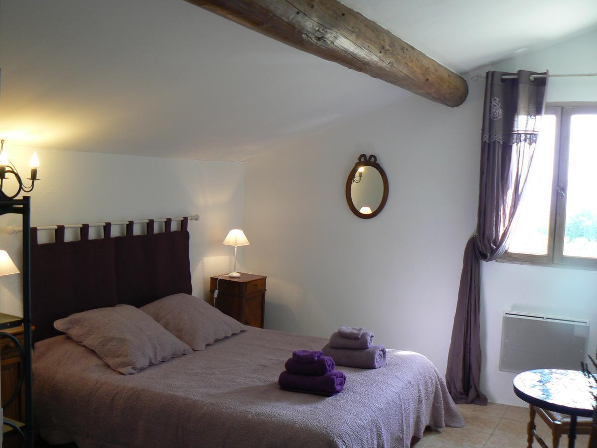 Chambres D'Hotes De La Verrerie Lioux Buitenkant foto