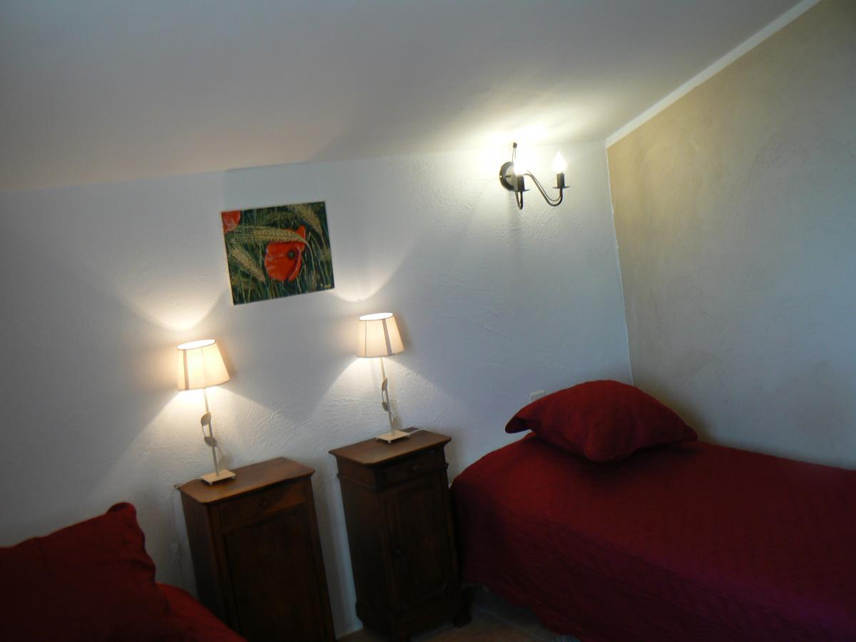 Chambres D'Hotes De La Verrerie Lioux Buitenkant foto